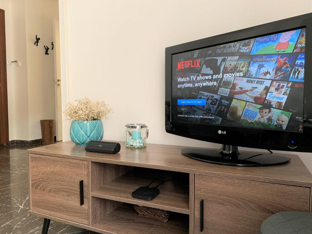 Nadia'S Apartment , Афины Экстерьер фото